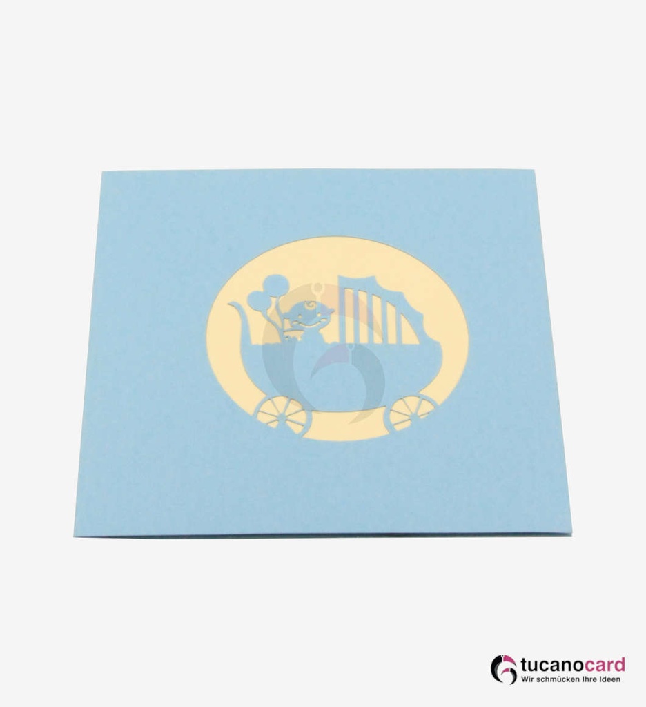 Baby Junge sitzend im Kinderwagen - Blau - 12 x 12 cm